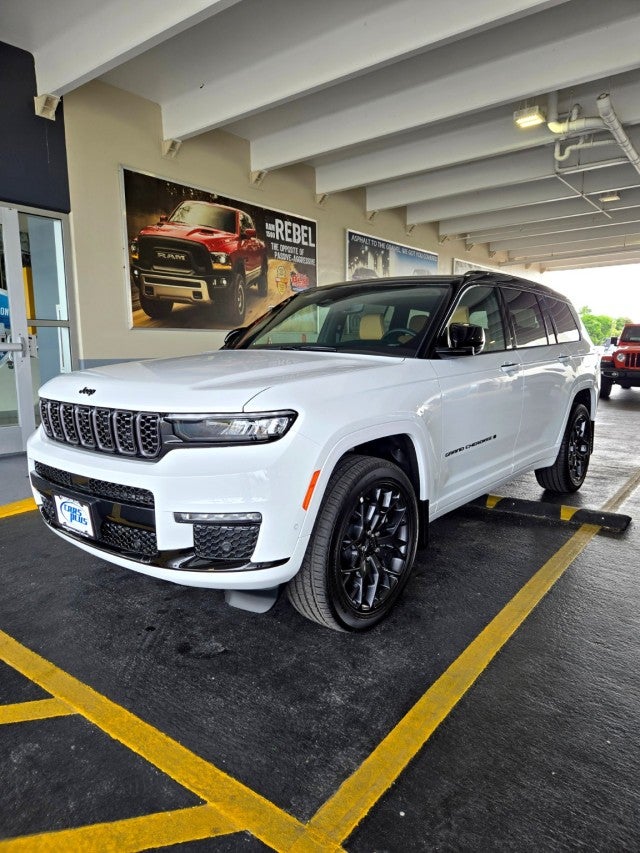 2025 Jeep Grand Cherokee Summit Reserve