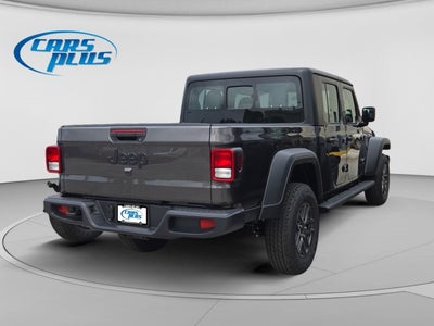 2026 Jeep Gladiator Sport
